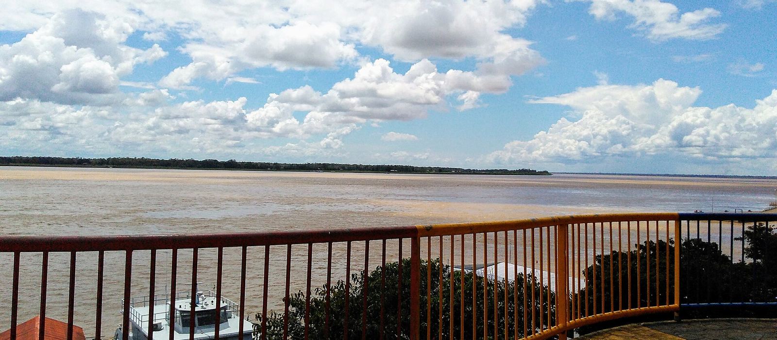 Paisagem de Itacoatiara